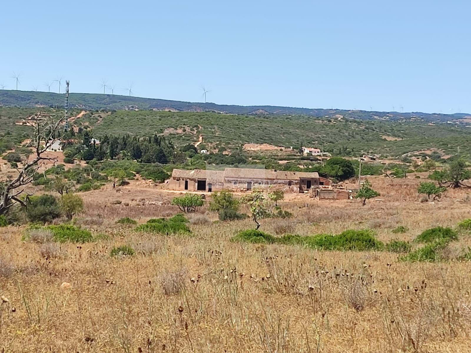 4 Bed, 1 Bath, HouseFor Sale, Lagos, Faro, 8600-120