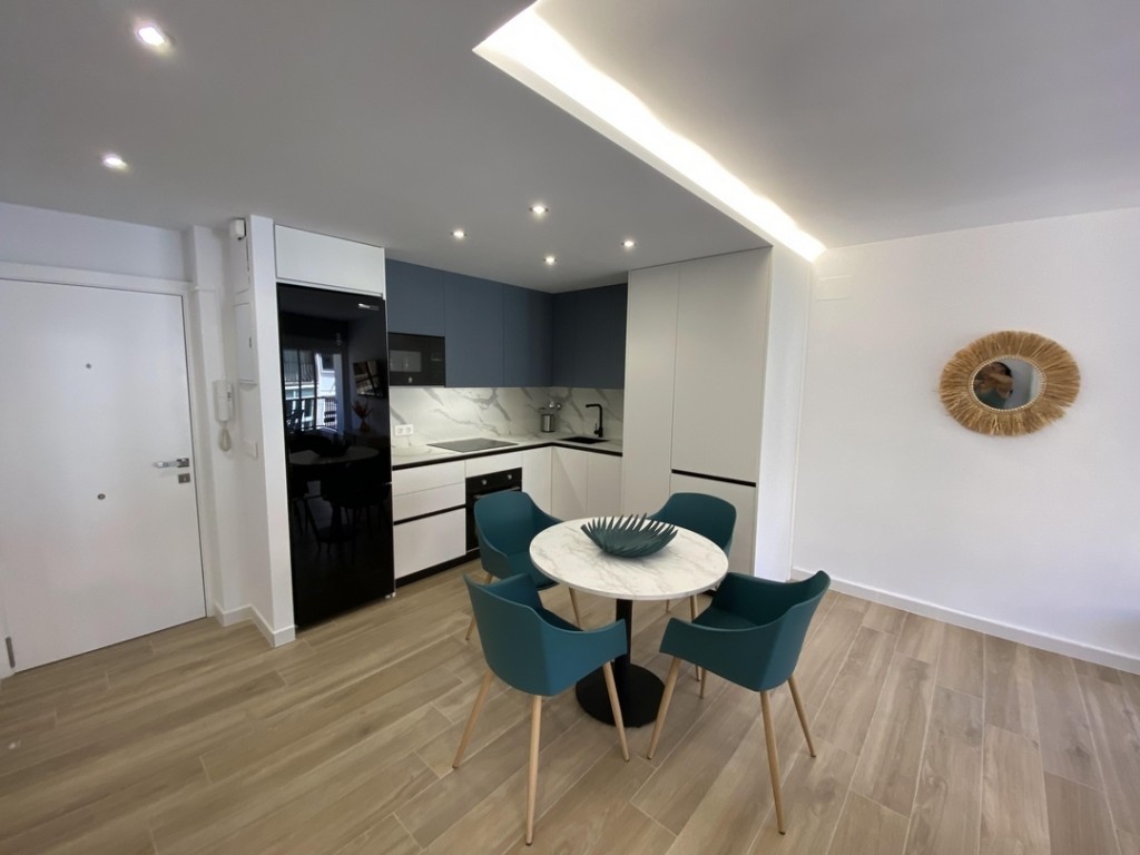 2 Bed, 1 Bath, ApartmentFor Sale, Fuengirola, Malaga