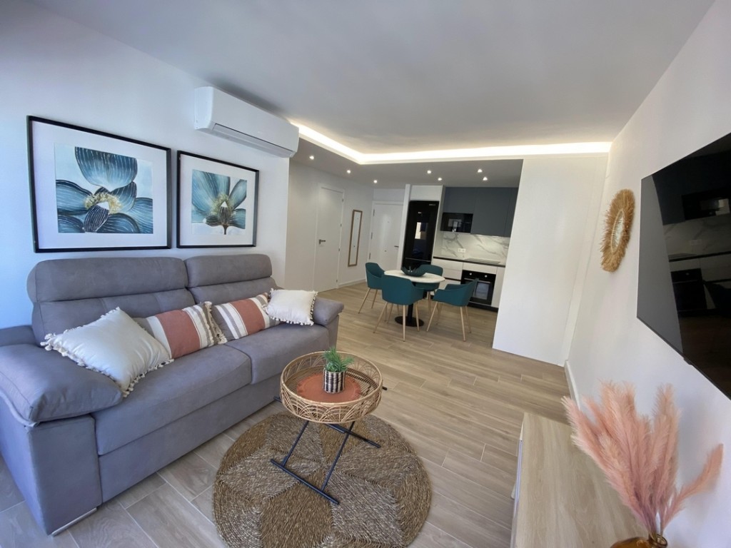 2 Bed, 1 Bath, ApartmentFor Sale, Fuengirola, Malaga