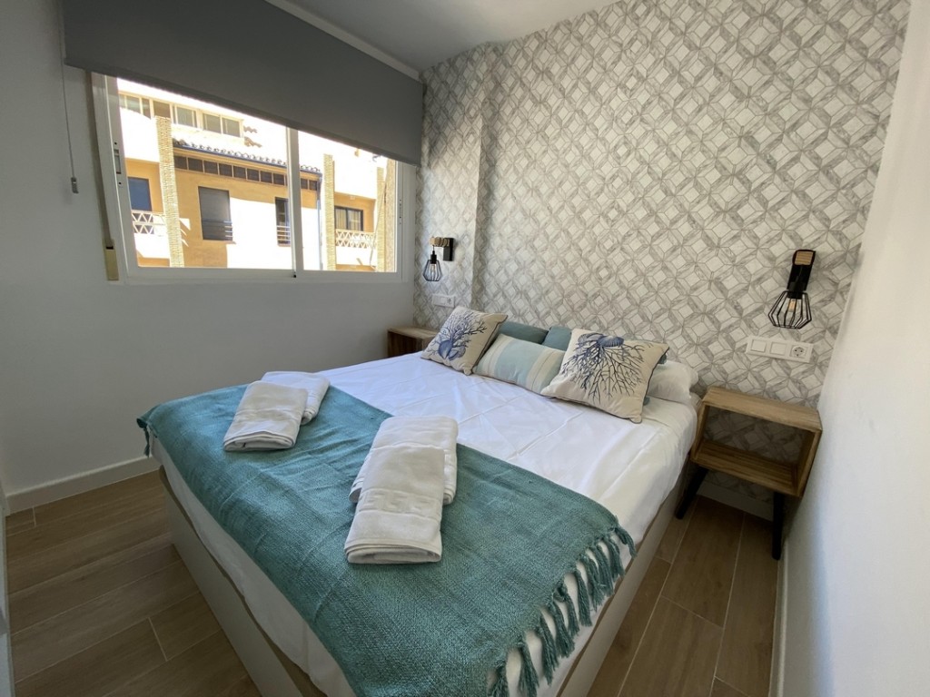 2 Bed, 1 Bath, ApartmentFor Sale, Fuengirola, Malaga