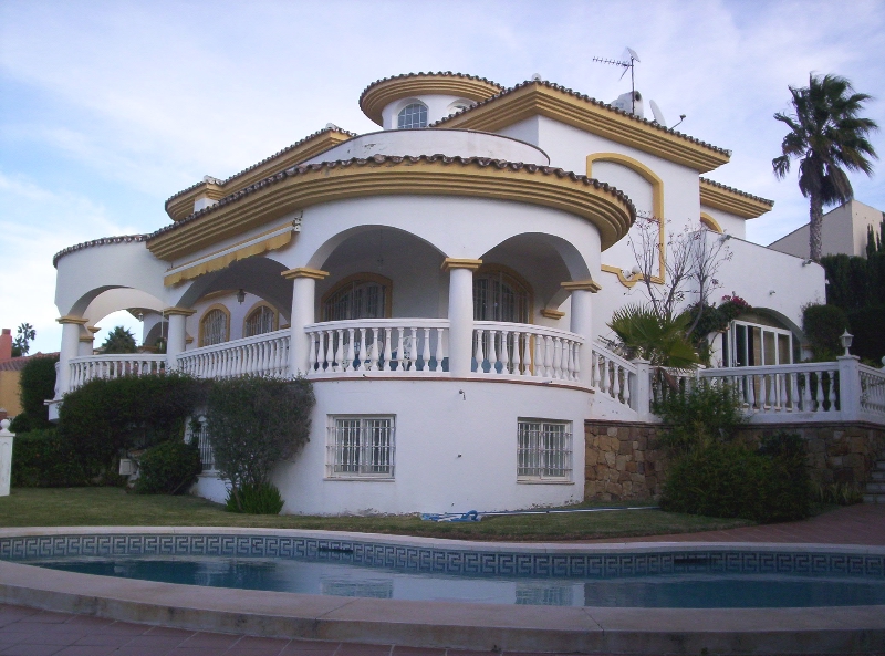 5 Bed, 3 Bath, HouseFor Sale, Benalmadena, Malaga