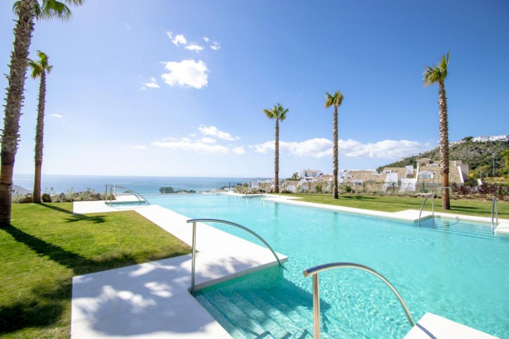4 Bed, 4 Bath, HouseFor Sale, Benalmadena, Malaga