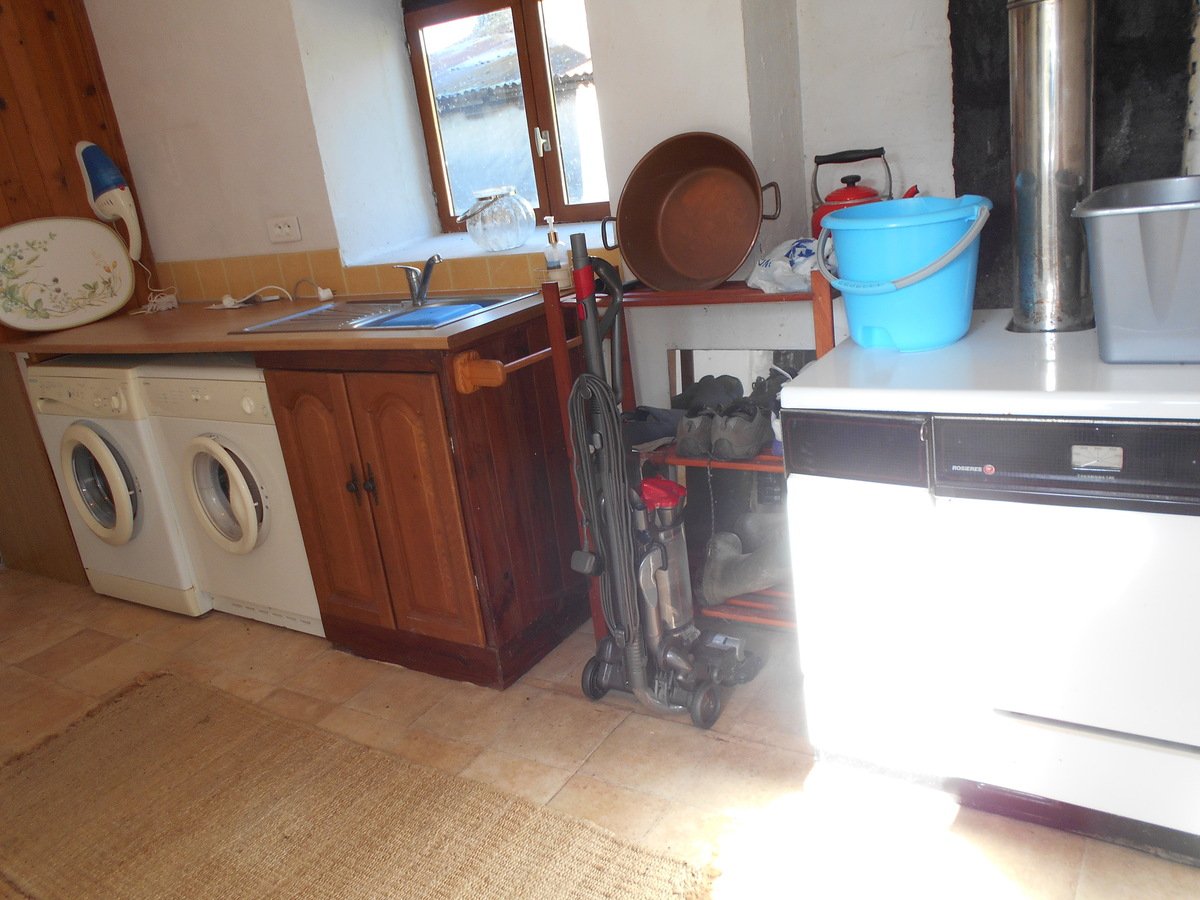 5 Bed, 3 Bath, HouseFor Sale, Courcité, Mayenne, 53700