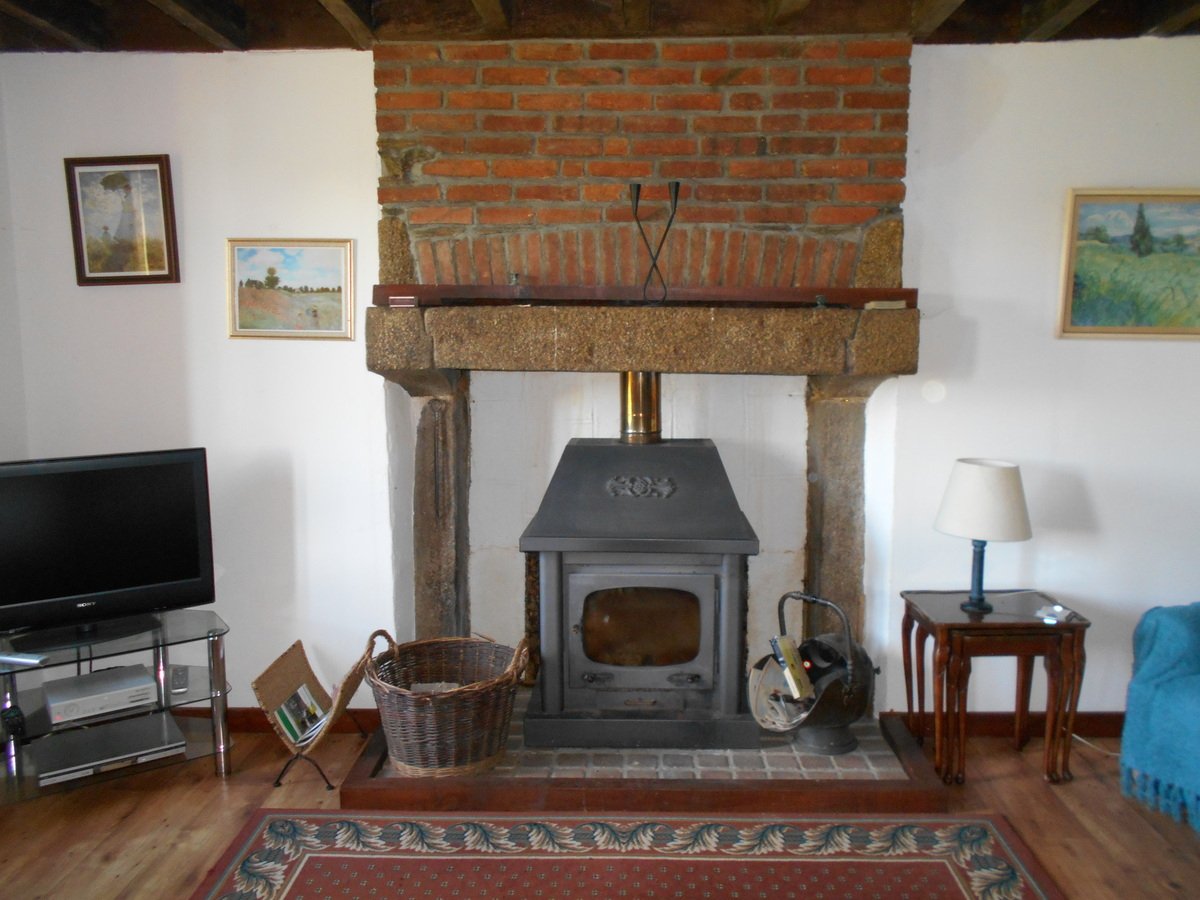 5 Bed, 3 Bath, HouseFor Sale, Courcité, Mayenne, 53700