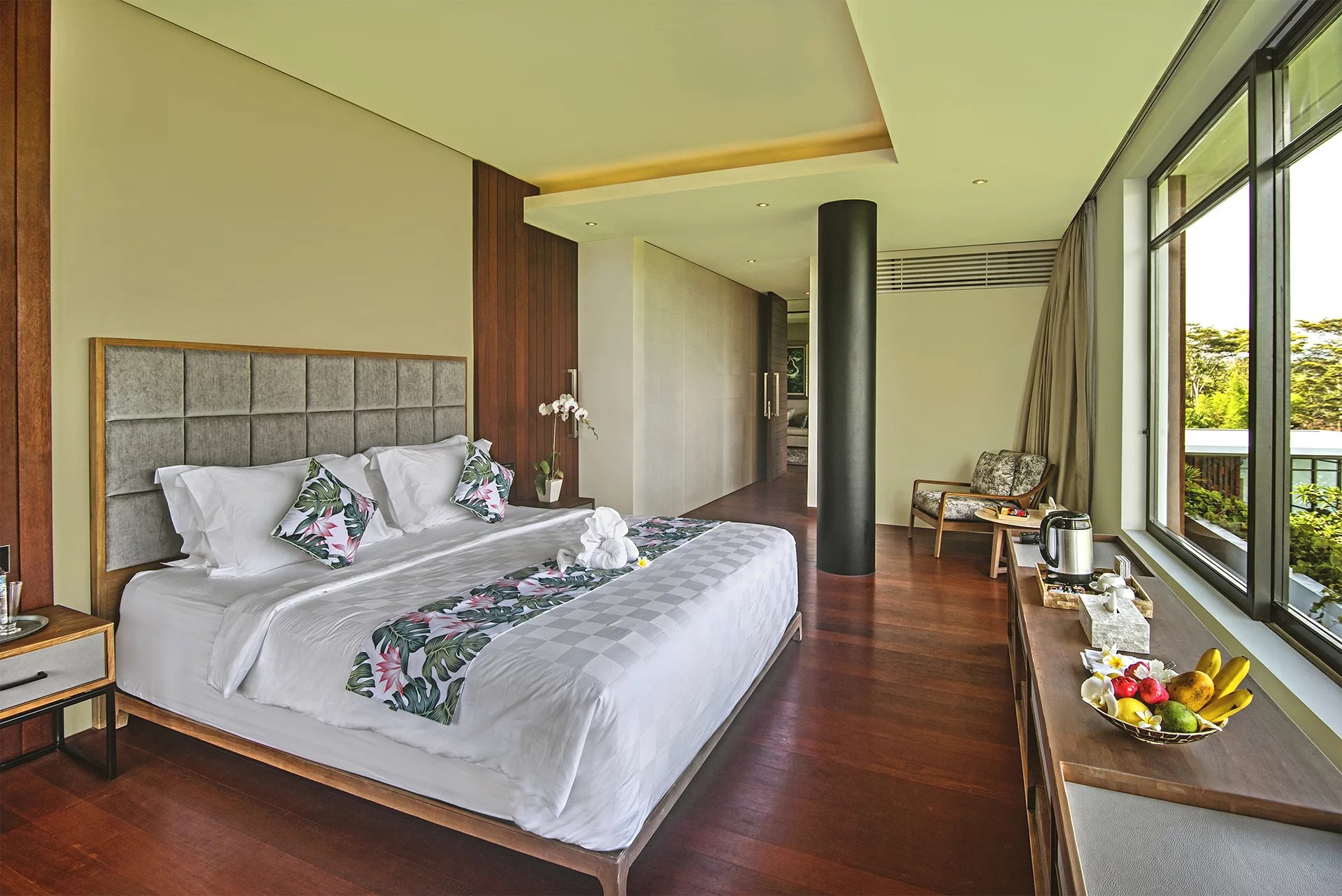 6 Bed, 11 Bath, HouseFor Sale, Gianyar, Bali