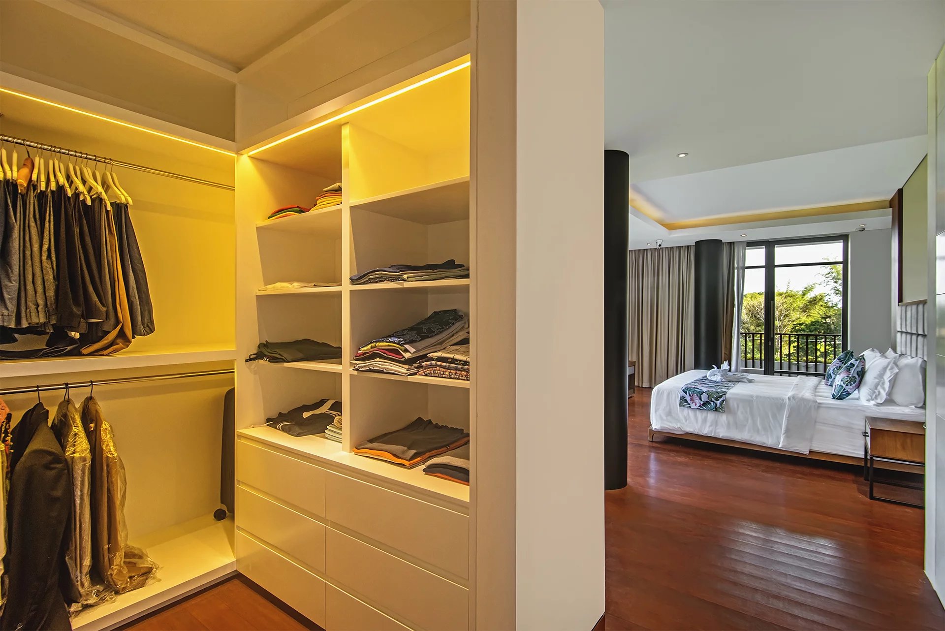 6 Bed, 11 Bath, HouseFor Sale, Gianyar, Bali