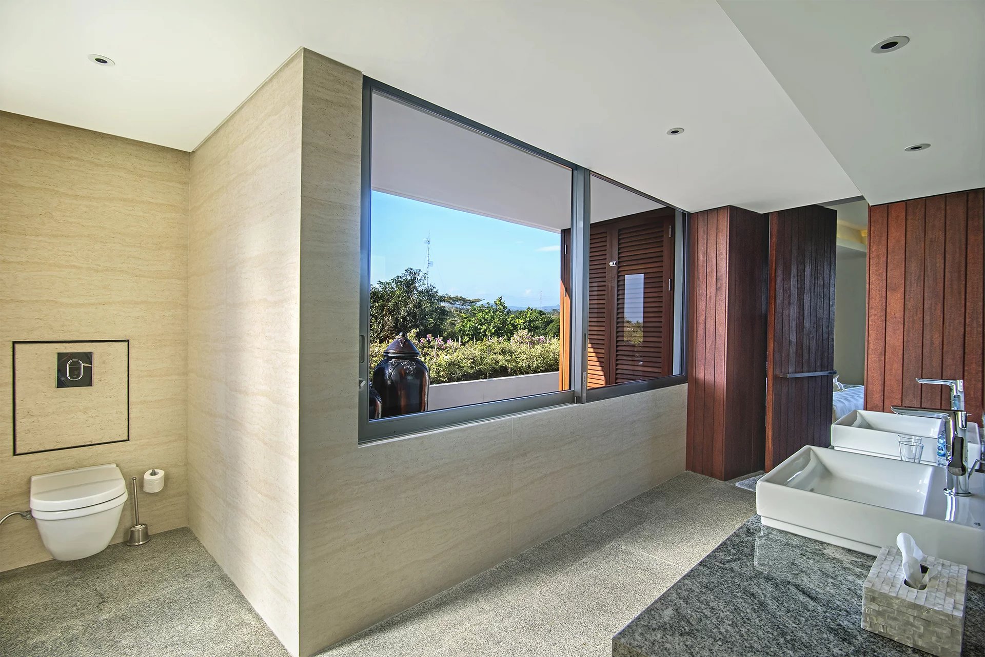 6 Bed, 11 Bath, HouseFor Sale, Gianyar, Bali