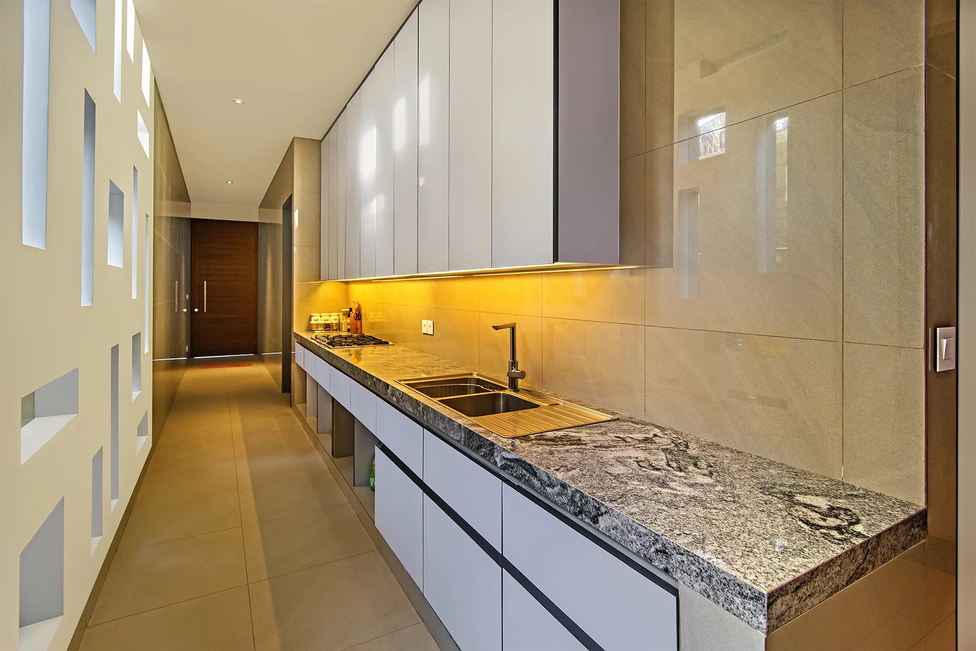 6 Bed, 11 Bath, HouseFor Sale, Gianyar, Bali