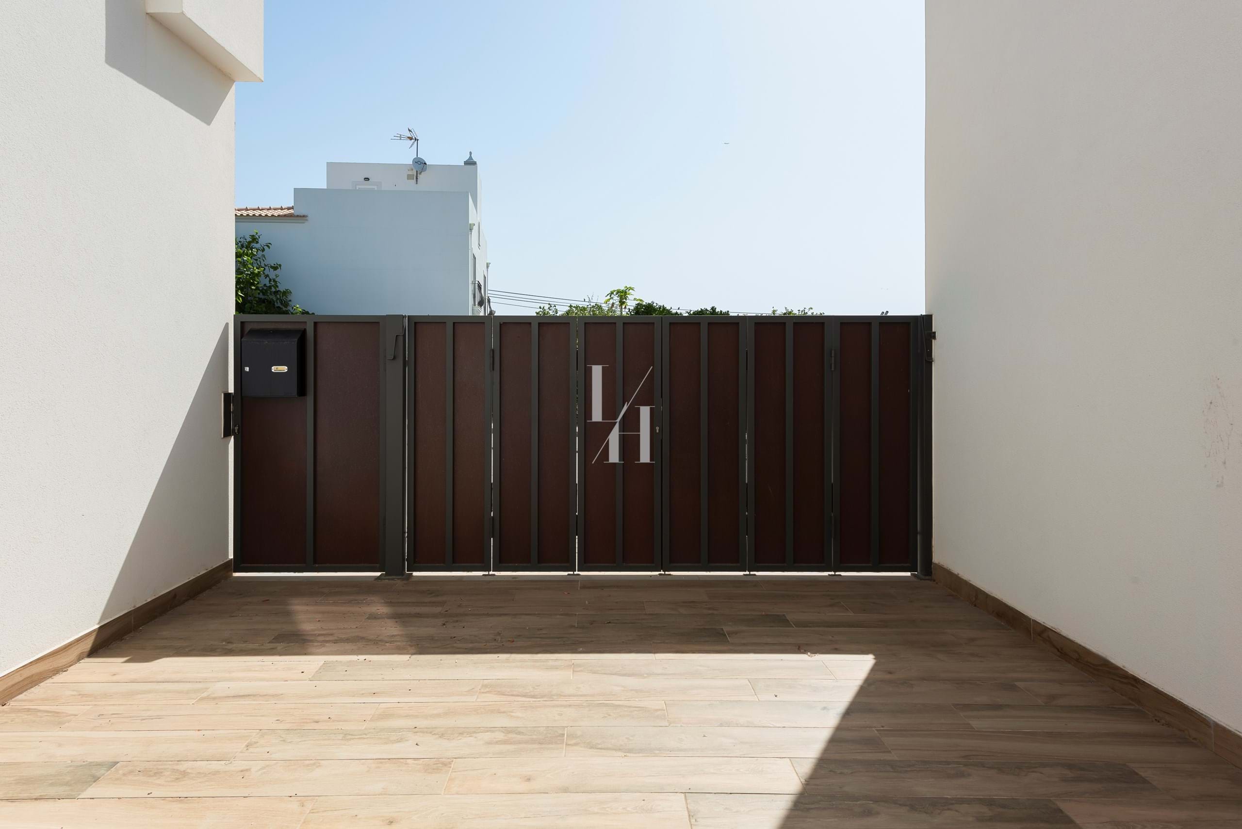 3 Bed, 3 Bath, HouseFor Sale, Moncarapacho, Olhão, Faro, 8700-061