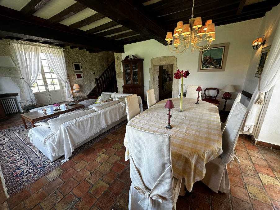 4 Bed, 3 Bath, HouseFor Sale, Duras, Lot-et-Garonne, Aquitaine, 47120