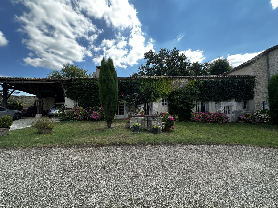 4 Bed, 3 Bath, HouseFor Sale, Duras, Lot-et-Garonne, Aquitaine, 47120