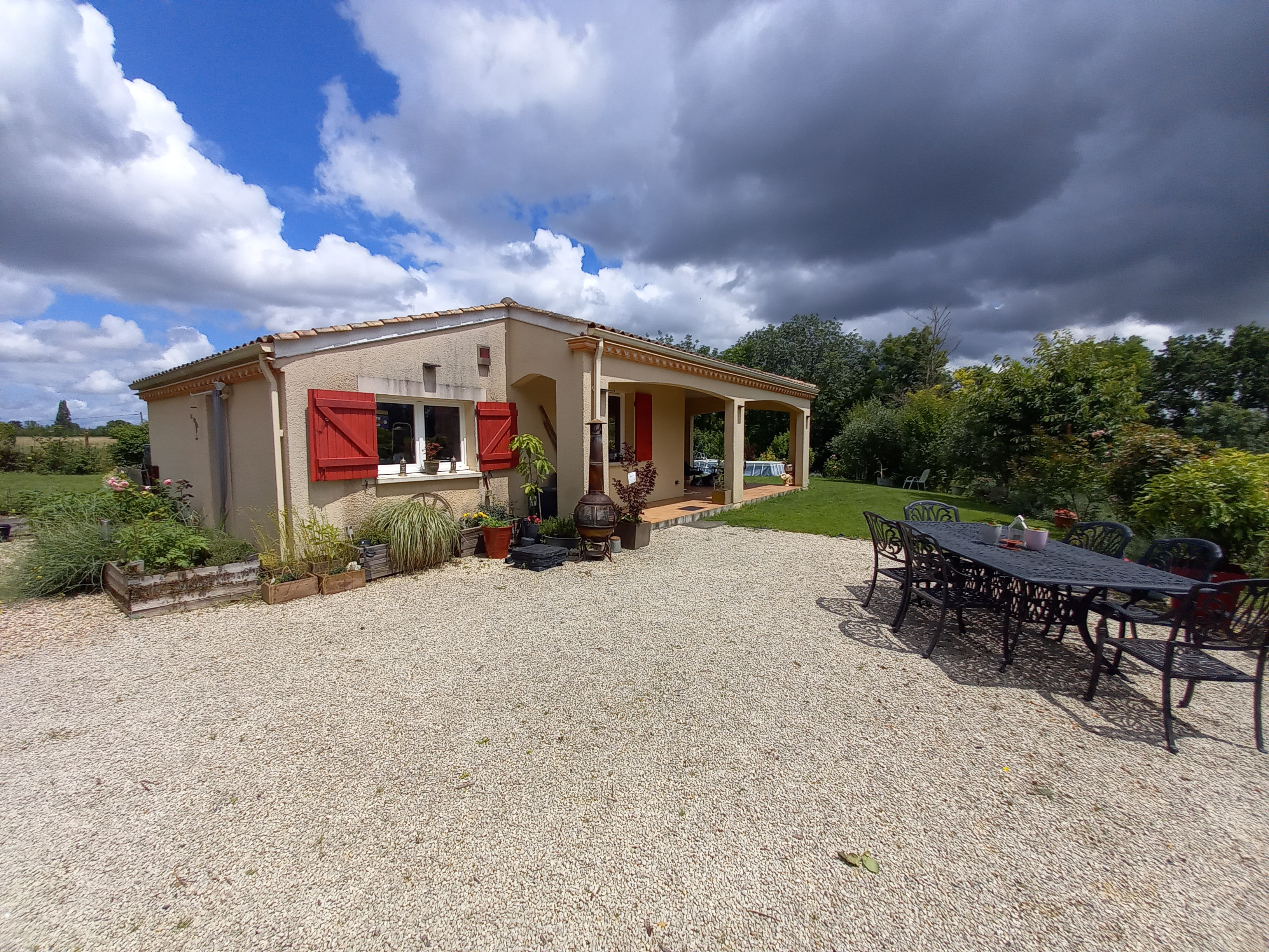 4 Bed, 2 Bath, HouseFor Sale, Castillonnes, Lot-et-Garonne, Aquitaine, 47330