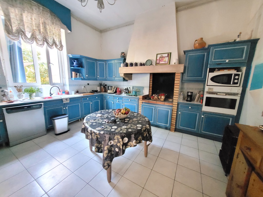 6 Bed, 1 Bath, HouseFor Sale, Saint Pierre La Mer, Aude, Languedoc-Roussillon, 11560