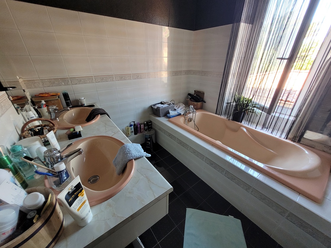 6 Bed, 1 Bath, HouseFor Sale, Saint Pierre La Mer, Aude, Languedoc-Roussillon, 11560