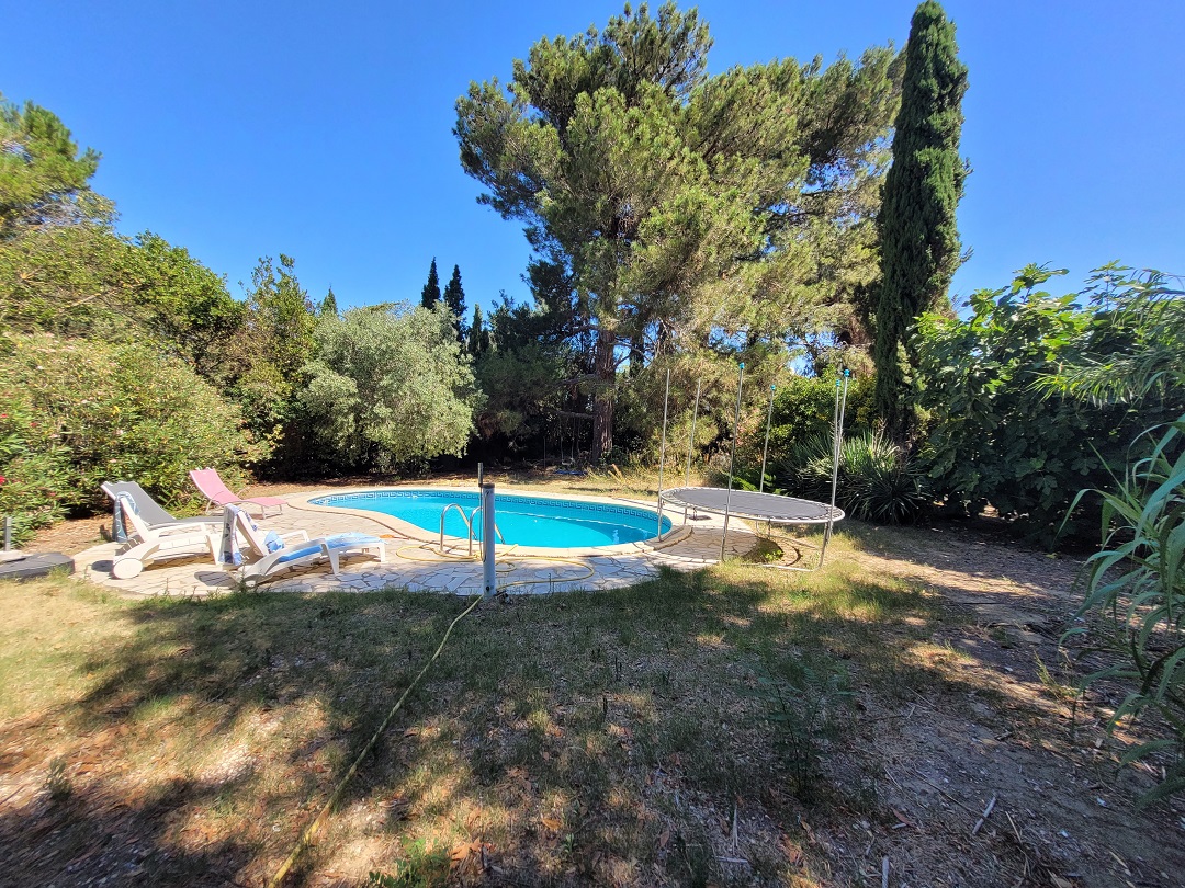 6 Bed, 1 Bath, HouseFor Sale, Saint Pierre La Mer, Aude, Languedoc-Roussillon, 11560
