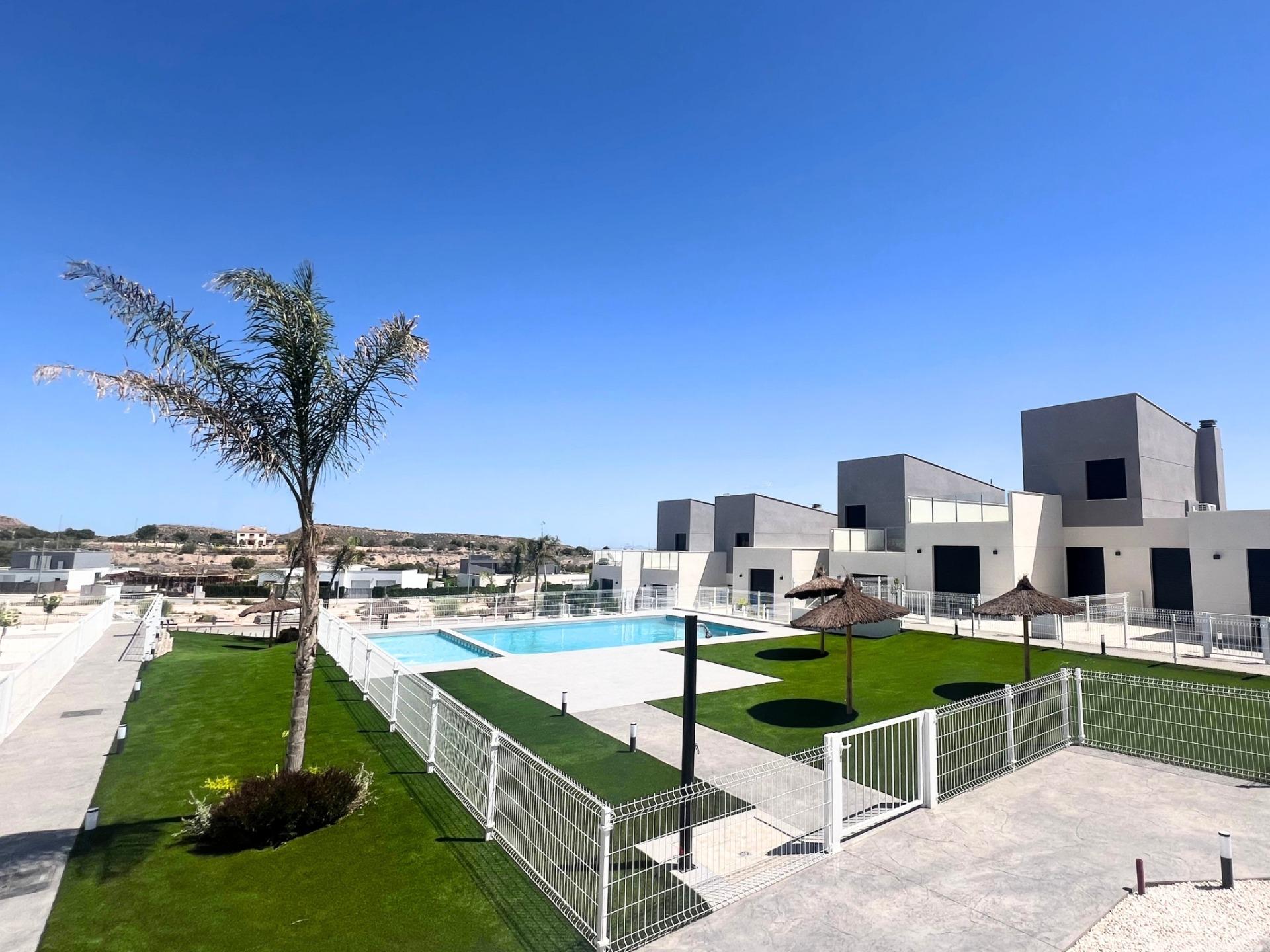 2 Bed, 2 Bath, HouseFor Sale, Altaona Golf and Country Village, Murcia