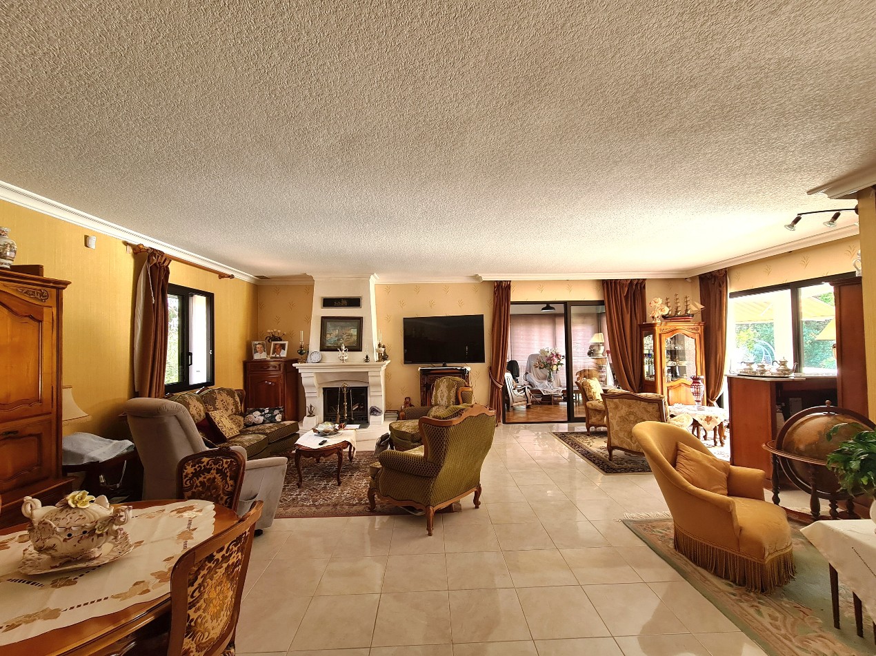 4 Bed, 3 Bath, HouseFor Sale, Agde, Herault, Languedoc-Roussillon, 34300