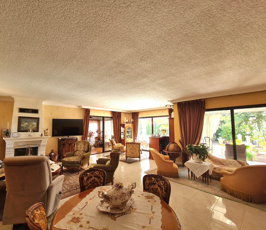 4 Bed, 3 Bath, HouseFor Sale, Agde, Herault, Languedoc-Roussillon, 34300