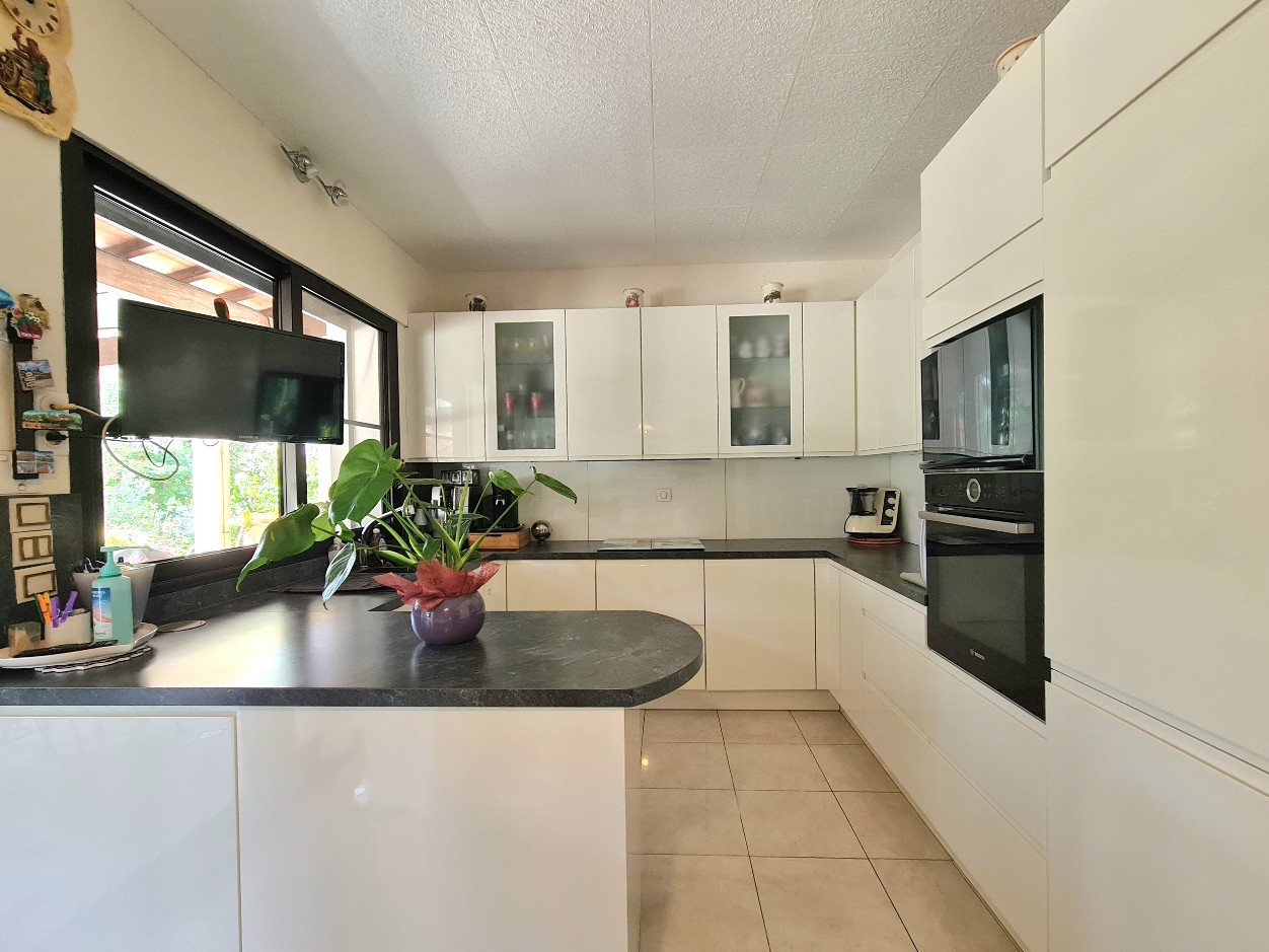 4 Bed, 3 Bath, HouseFor Sale, Agde, Herault, Languedoc-Roussillon, 34300