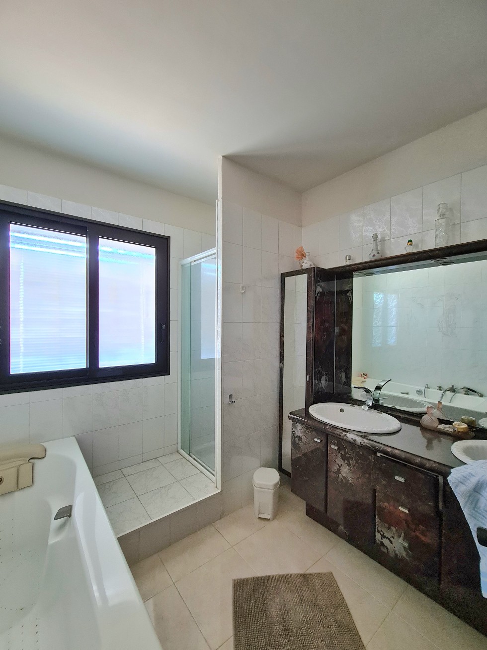 4 Bed, 3 Bath, HouseFor Sale, Agde, Herault, Languedoc-Roussillon, 34300