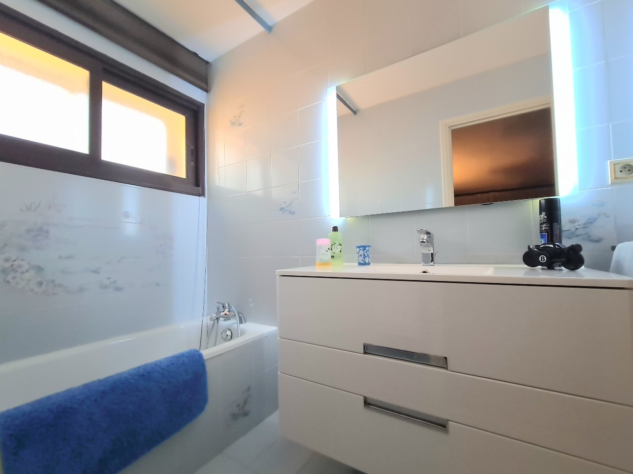 4 Bed, 3 Bath, HouseFor Sale, Agde, Herault, Languedoc-Roussillon, 34300