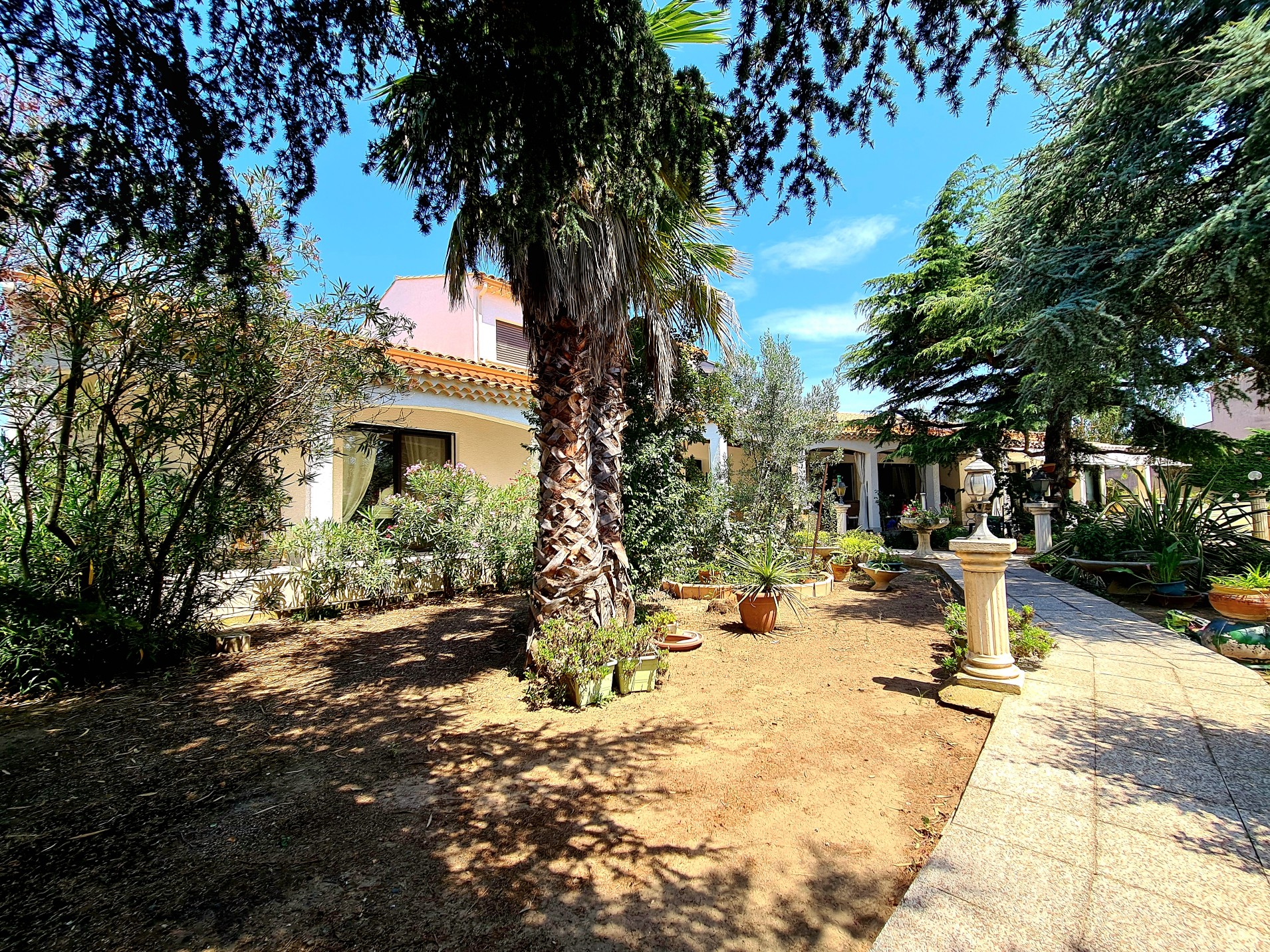 4 Bed, 3 Bath, HouseFor Sale, Agde, Herault, Languedoc-Roussillon, 34300