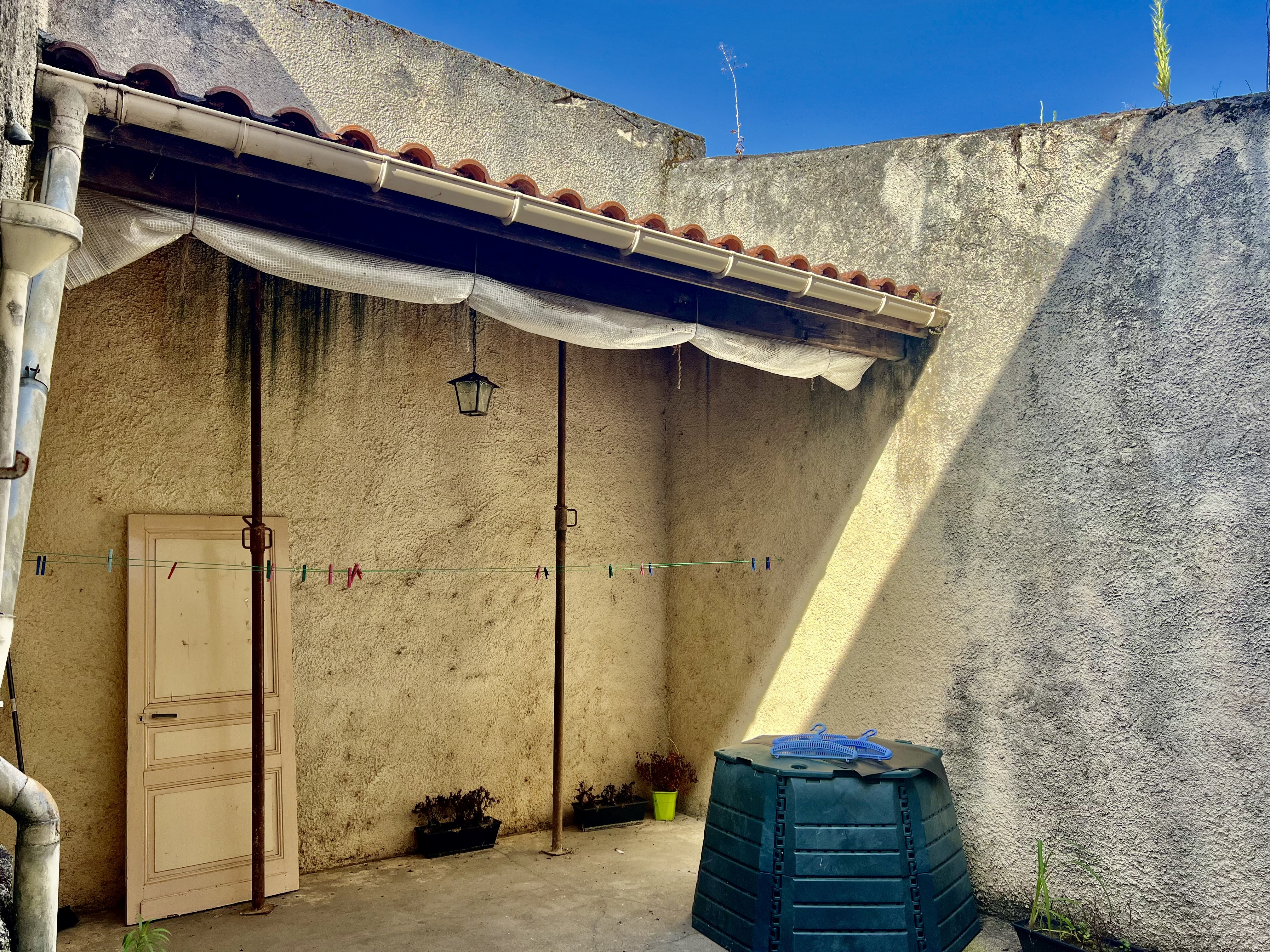 4 Bed, 1 Bath, HouseFor Sale, Fumel, Lot-et-Garonne, Aquitaine, 47500