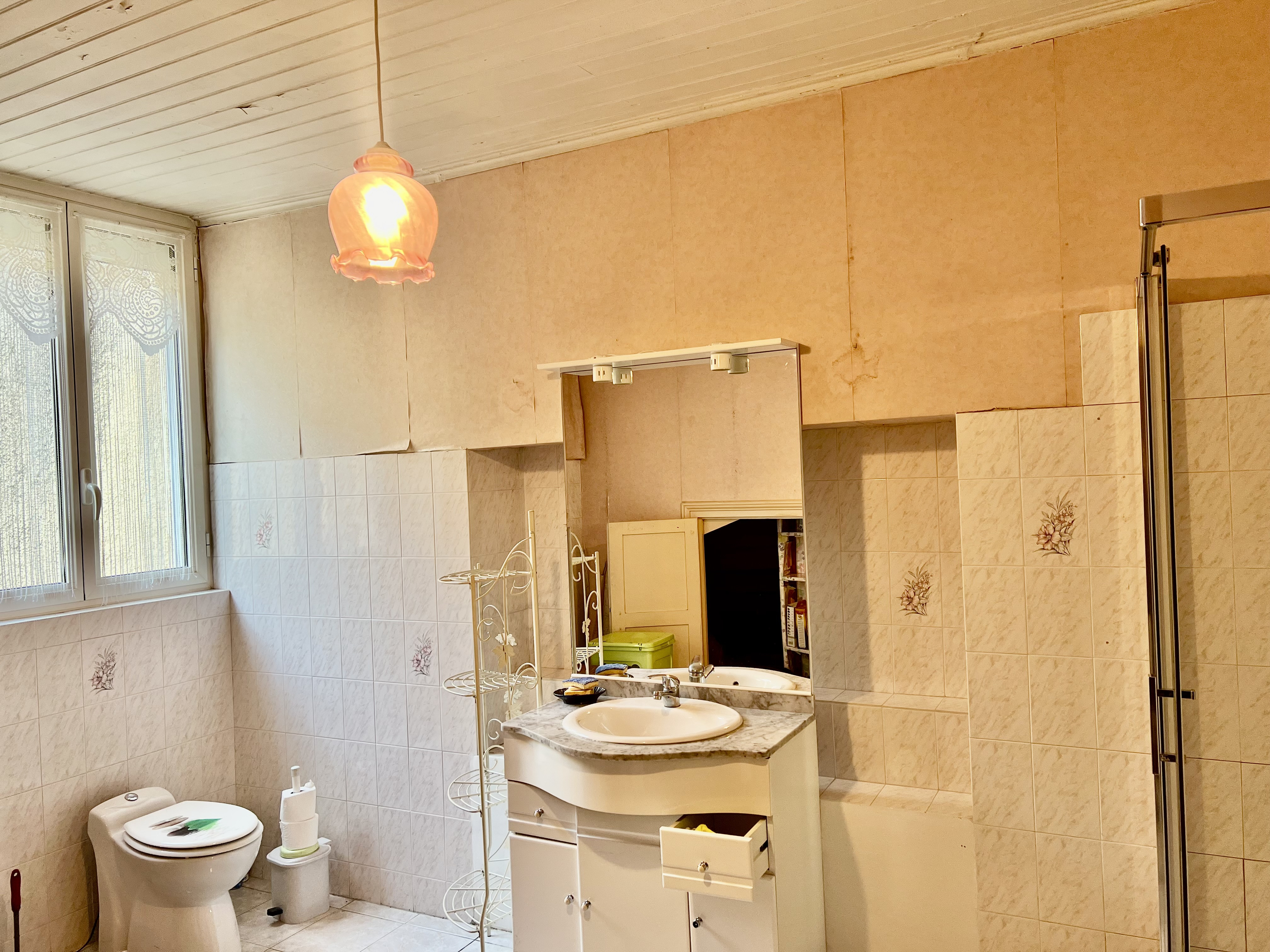 4 Bed, 1 Bath, HouseFor Sale, Fumel, Lot-et-Garonne, Aquitaine, 47500