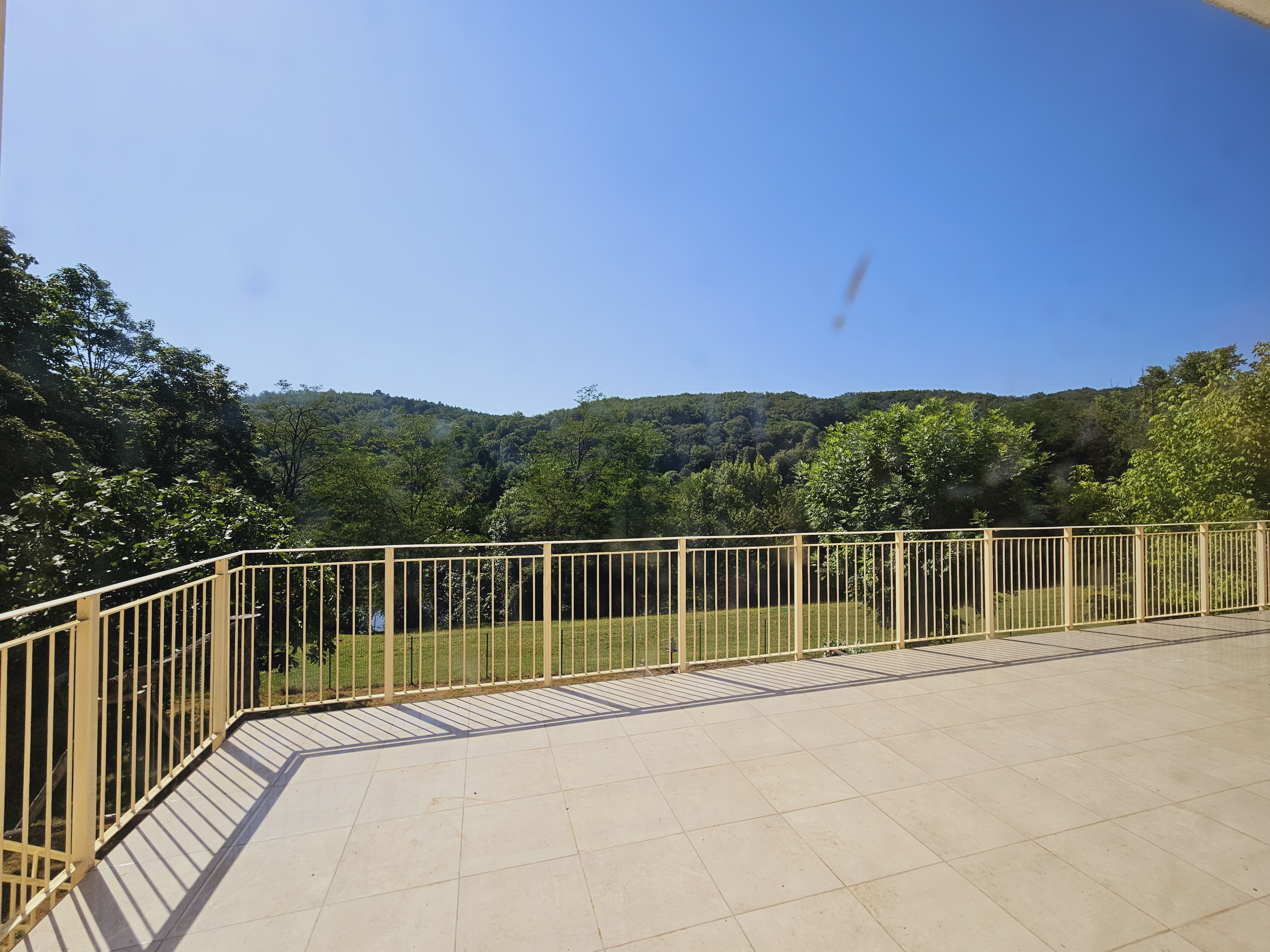 4 Bed, 1 Bath, HouseFor Sale, Lalinde, Dordogne, Aquitaine, 24150