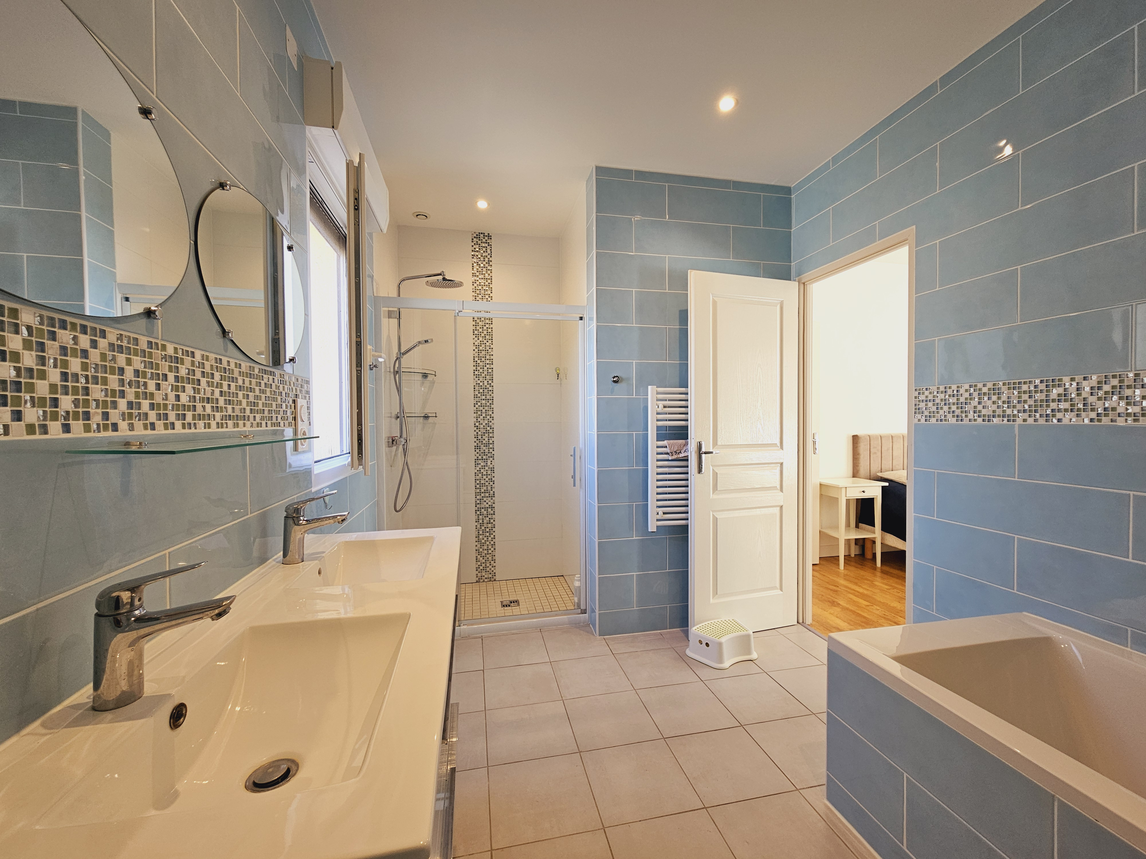 4 Bed, 1 Bath, HouseFor Sale, Lalinde, Dordogne, Aquitaine, 24150