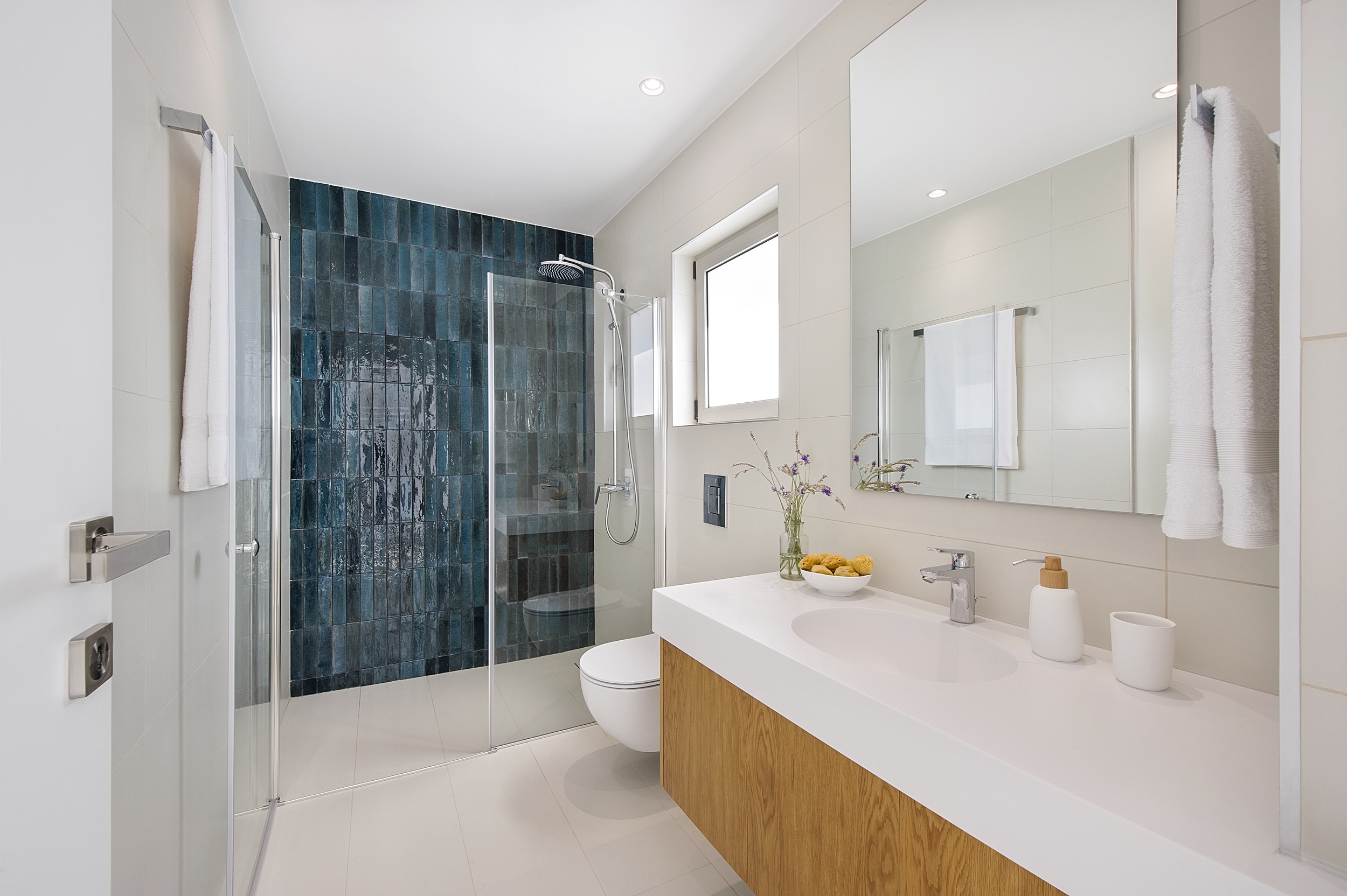 4 Bed, 3 Bath, HouseFor Sale, Paphos, Paphos