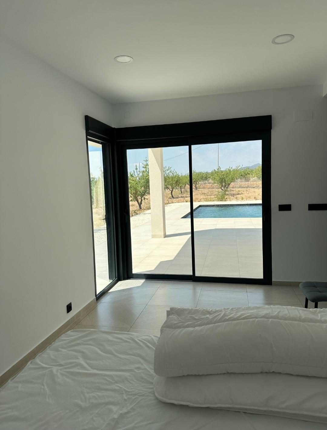 3 Bed, 2 Bath, HouseFor Sale, Pinoso, Alicante