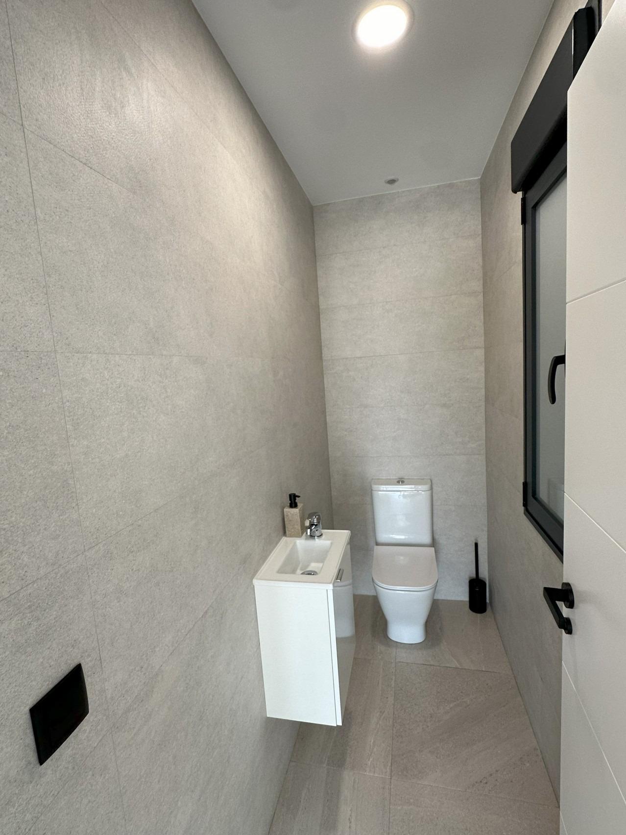 3 Bed, 2 Bath, HouseFor Sale, Pinoso, Alicante