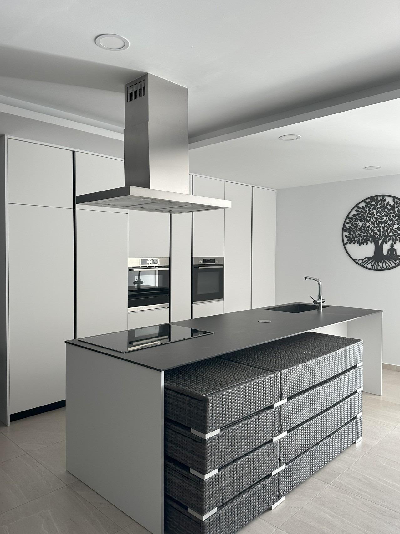 3 Bed, 2 Bath, HouseFor Sale, Pinoso, Alicante