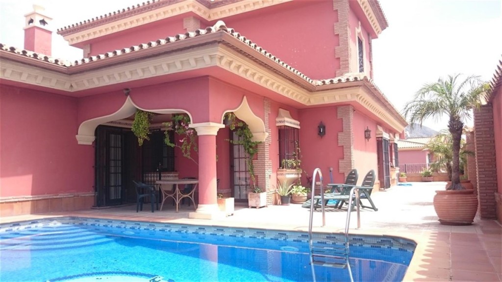 3 Bed, 5 Bath, HouseFor Sale, Mijas Costa, Malaga