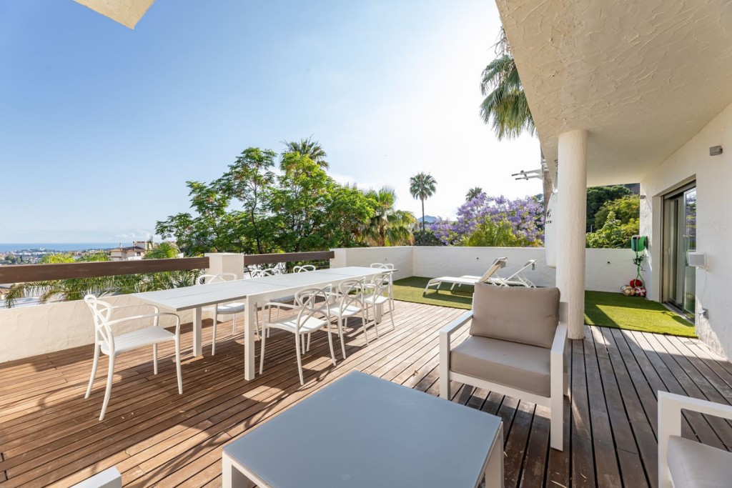 2 Bed, 2 Bath, ApartmentFor Sale, Benahavis, Malaga