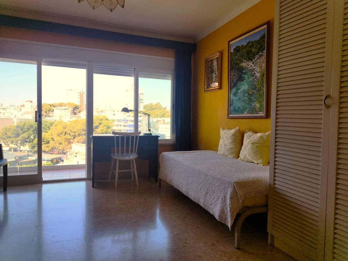4 Bed, 2 Bath, ApartmentFor Sale, Calvia, Islas Baleares 4 Bed, 2 Bath, ApartmentFor Sale, Calvia, Islas Baleares