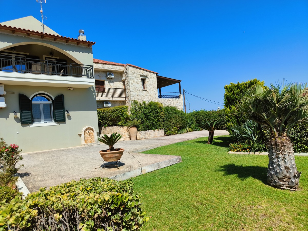 2 Bed, 2 Bath, HouseFor Sale, Chania, Crete, 73500