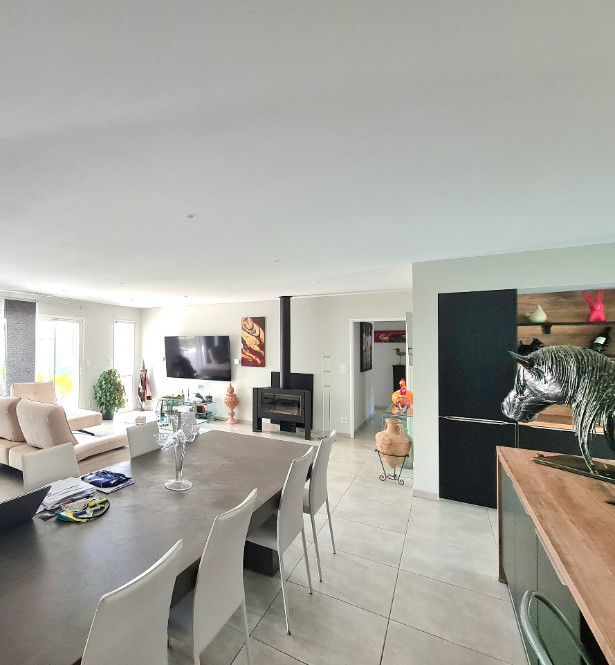 3 Bed, 2 Bath, HouseFor Sale, Bize Minervois, Aude, Languedoc-Roussillon, 11120