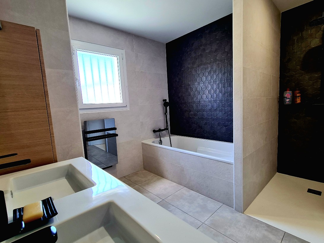 3 Bed, 2 Bath, HouseFor Sale, Bize Minervois, Aude, Languedoc-Roussillon, 11120