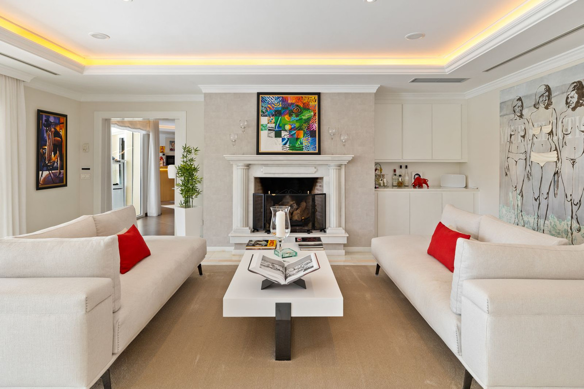 6 Bed, 6 Bath, HouseFor Sale, Nueva Andalucia, Malaga