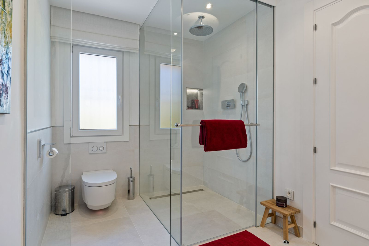 6 Bed, 6 Bath, HouseFor Sale, Nueva Andalucia, Malaga