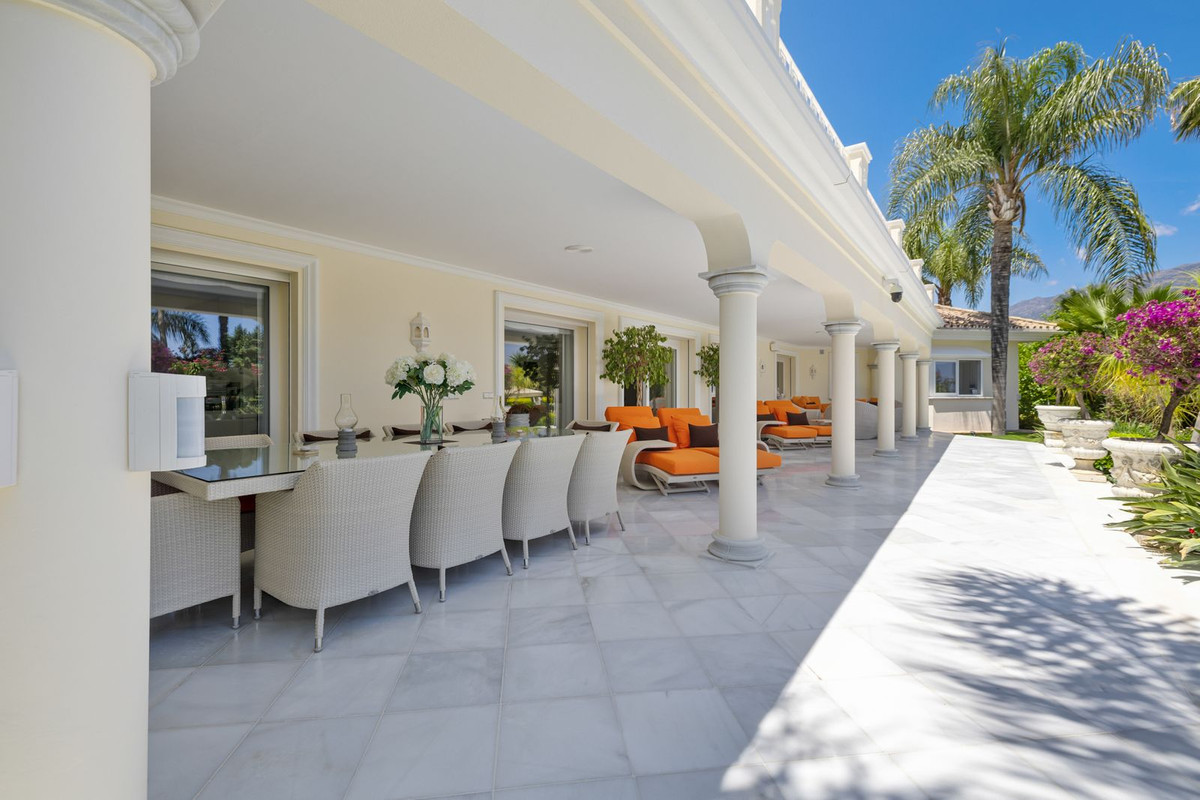 6 Bed, 6 Bath, HouseFor Sale, Nueva Andalucia, Malaga