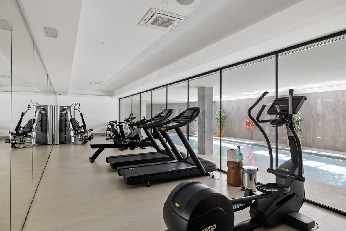 7 Bed, 5 Bath, ApartmentFor Sale, Nueva Andalucia, Malaga