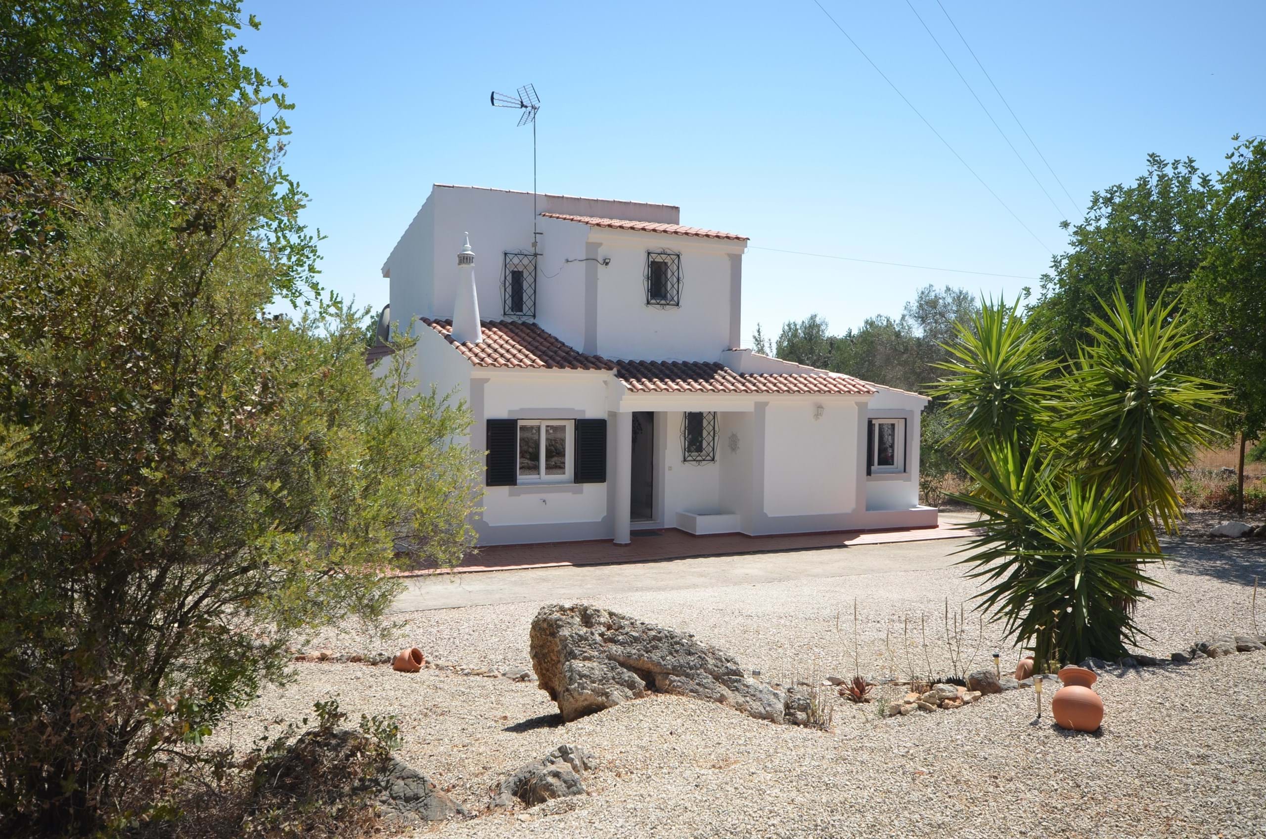 3 Bed, 2 Bath, HouseFor Sale, Loulé, Faro, 8100-000 3 Bed, 2 Bath, HouseFor Sale, Loulé, Faro, 8100-000