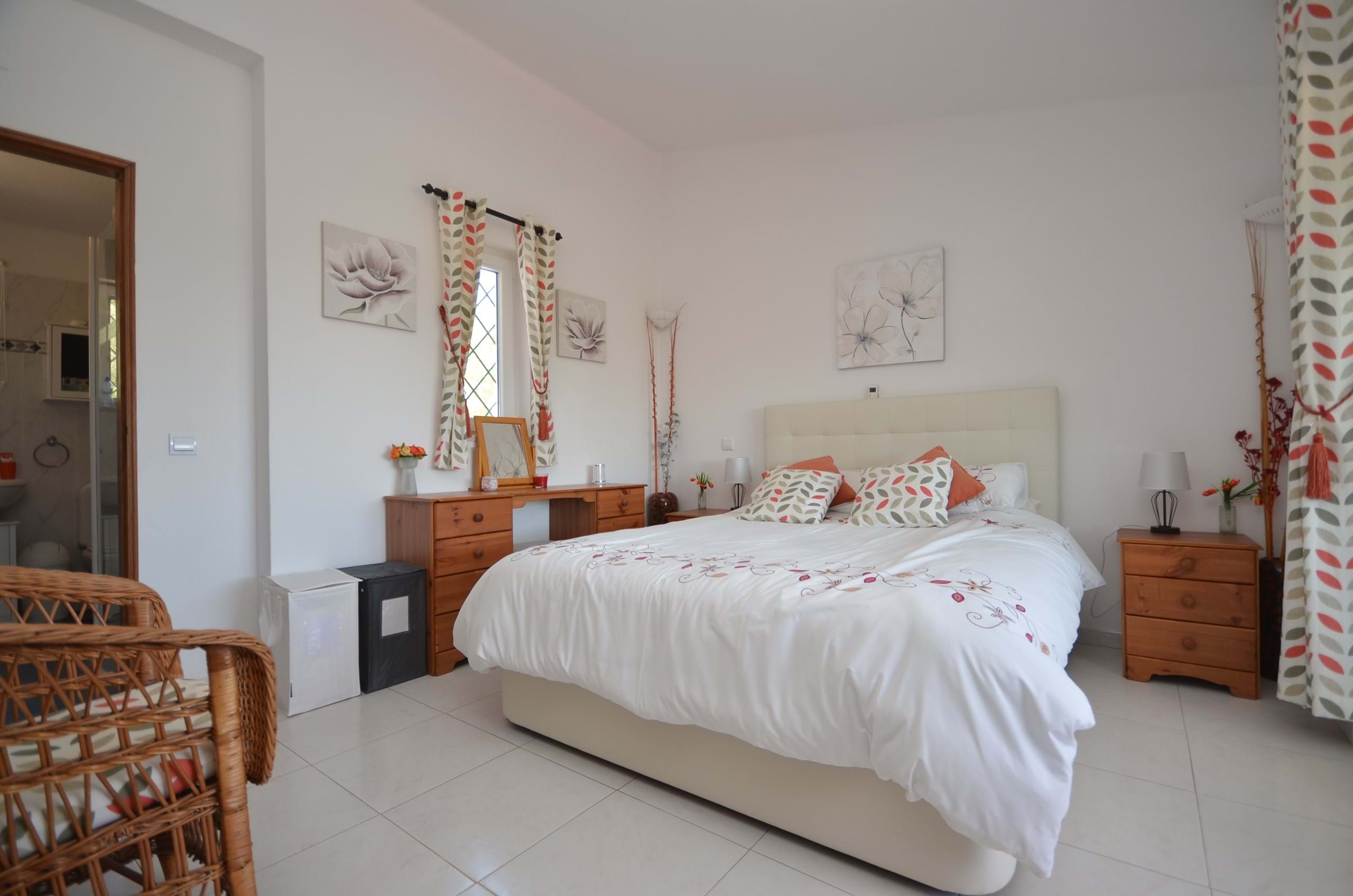 3 Bed, 2 Bath, HouseFor Sale, Loulé, Faro, 8100-000 3 Bed, 2 Bath, HouseFor Sale, Loulé, Faro, 8100-000