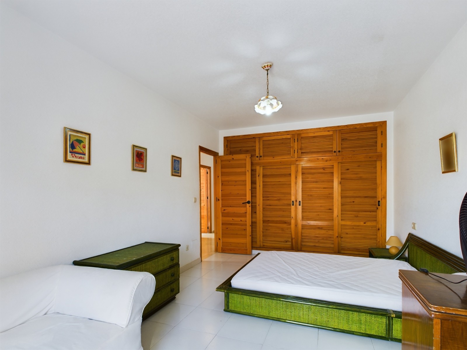 4 Bed, 2 Bath, ApartmentFor Sale, Los Alcazares, Murcia