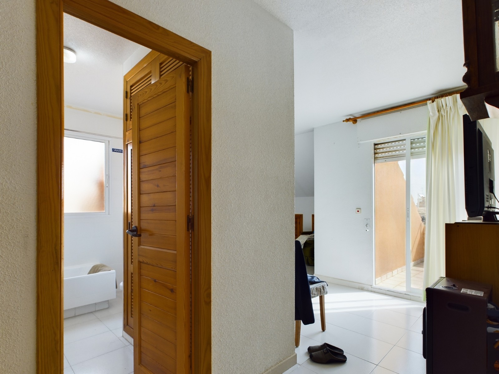 4 Bed, 2 Bath, ApartmentFor Sale, Los Alcazares, Murcia