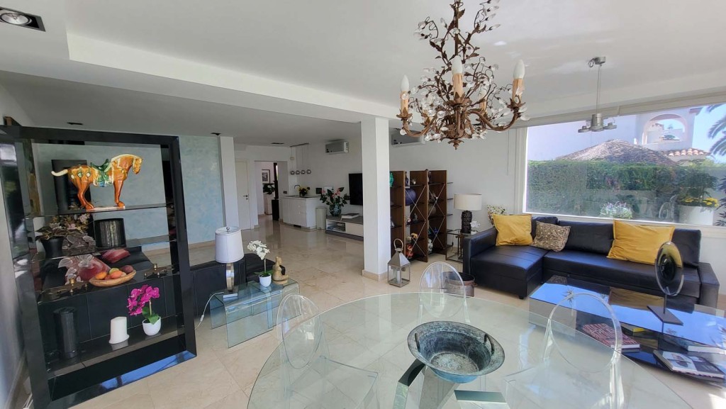 4 Bed, 4 Bath, HouseFor Sale, Calahonda, Malaga