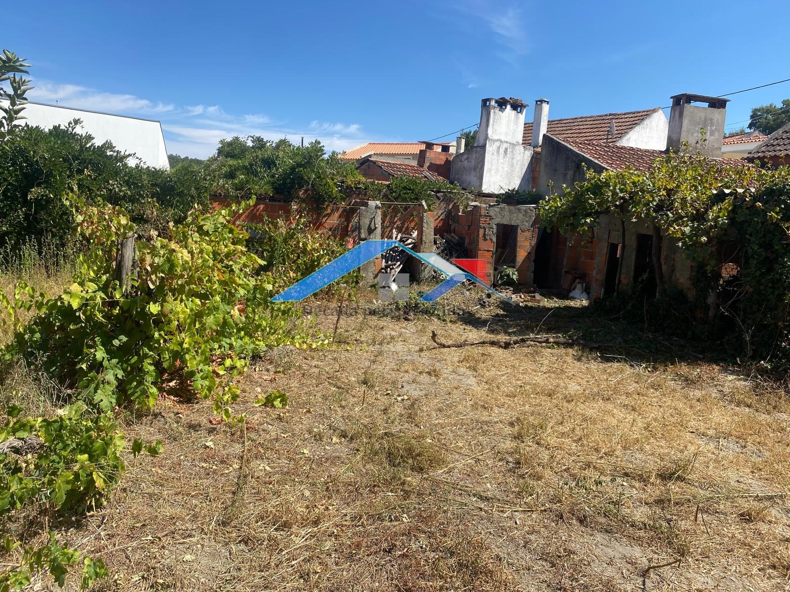 2 Bed, 1 Bath, HouseFor Sale, Coruche, Santarém, 2100-400